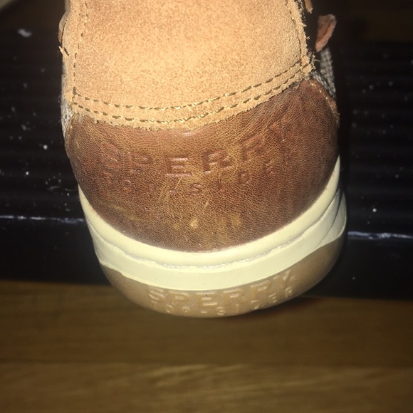 Boots - Picture 5 of 7